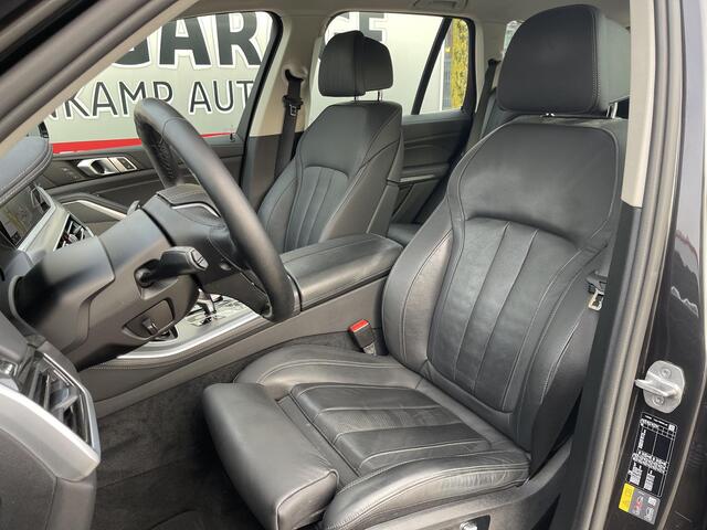 BMW X5 xDrive45e High Executive 19''/Trekhaak/Harman Kardon/Keyless/Head-up/Adaptieve cruise/Dodehoek/Stuur + stoelverwarming v+a/Luchtvering/Leder + memory