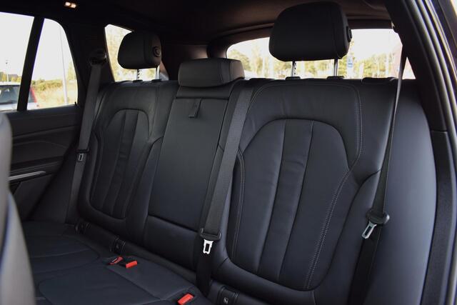 BMW X5 xDrive40i High Executive | M-Sport | Pano | HUD | Memory | Stuurverw.