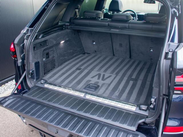 BMW X5 xDrive50e | Trekhaak | M Sport | Achteras besturing | Schuif-/kantel Pano | Softclose | Adapt. LED | Head-up | Stuurwielverwarming