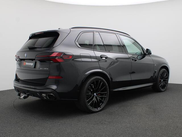 BMW X5 xDrive50e 490PK Aut. M-Sport, Pano-Schuifdak, Trekhaak, Stoelverwarming en ventilatie, Adaptieve Cruise Controle, Massagestoelen, Side Assist, 20" LM Velgen