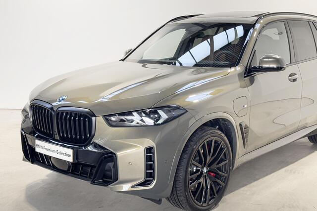 BMW X5 xDrive50e Innovation Pack M Sportpakket Pro | Special Request Brass Metallic | Beschikbaar vanaf Juli 2026