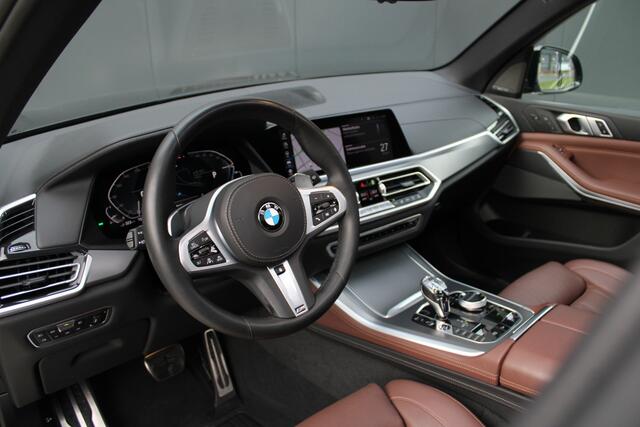 BMW X5 xDrive45e High Executive - Pano - Laser - Luchtvering - Trekhaak - Stoelverwarming/koeling - Massage - Individual Leder - Rijklaar