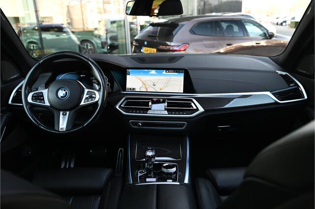 BMW X5 xDrive45e High Executive M Sport Automaat / Panoramadak Sky Lounge / Trekhaak / Laserlight / Head-Up / Parking Assistant Plus / Comfort Access