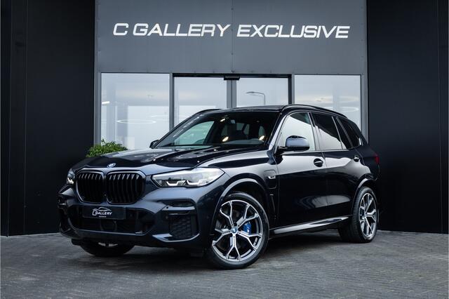 BMW X5 xDrive45e Executive - M Sport | Panorama | Memory | Luchtvering