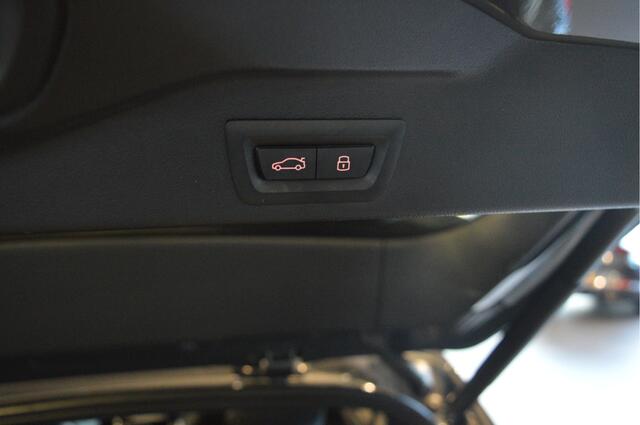 BMW X5 xDrive50e M-SPORT pano head up 360 camera 22 inch !!