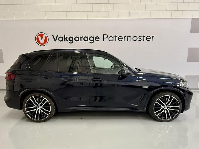 BMW X5 xDrive45e M-Sport Pano / 22 inch / HUD / 360 / Laser / Trekhaak / Vol!
