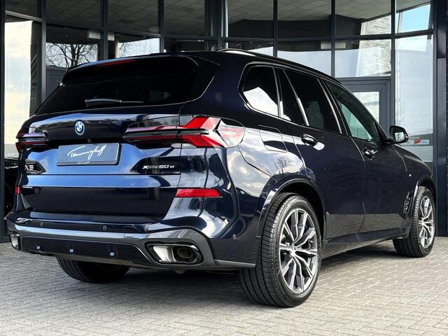 BMW X5 XDRIVE50E M-SPORT - PANO - SKY LOUNGE - HenK - LUCHTV. - TREKH.
