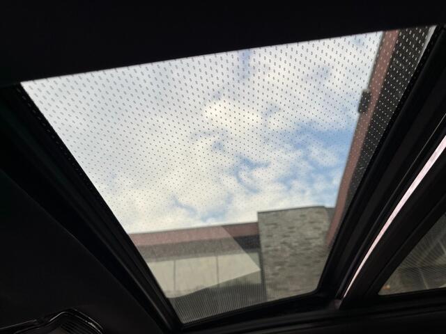 BMW X5 XDRIVE50E M-SPORT - PANO - SKY LOUNGE - HenK - LUCHTV. - TREKH.