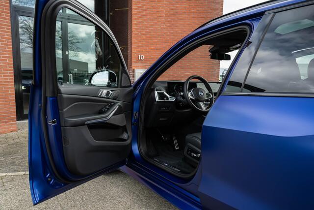 BMW X5 xDrive50e M-Sport Pro M-Seats Sky Individual Lack