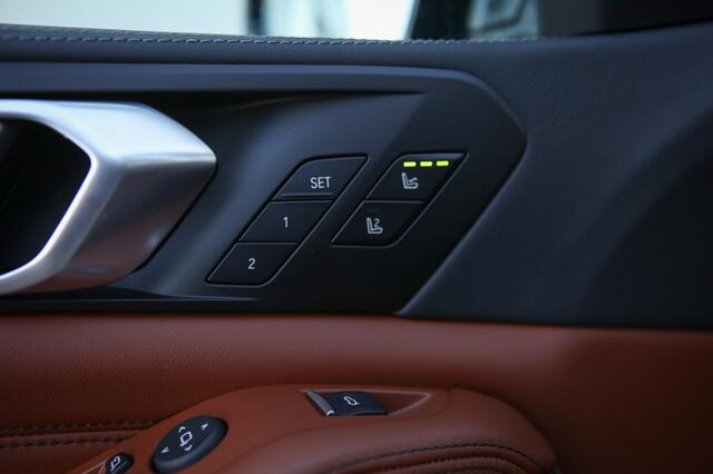 BMW X5 xDrive50e | BTW | Skylounge | B&W Audio | Pano | Trekhaak |