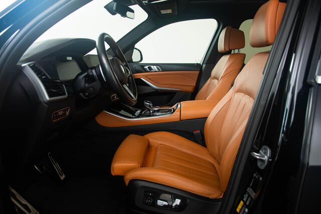 BMW X5 xDrive45e High Executive M Sport - Trekhaak - Panoramadak - Head up - Stoelventilatie/massage - Akoestische ramen - Driving Assistant Professional - Harman kardon - BMW Laserlight - Soft close -