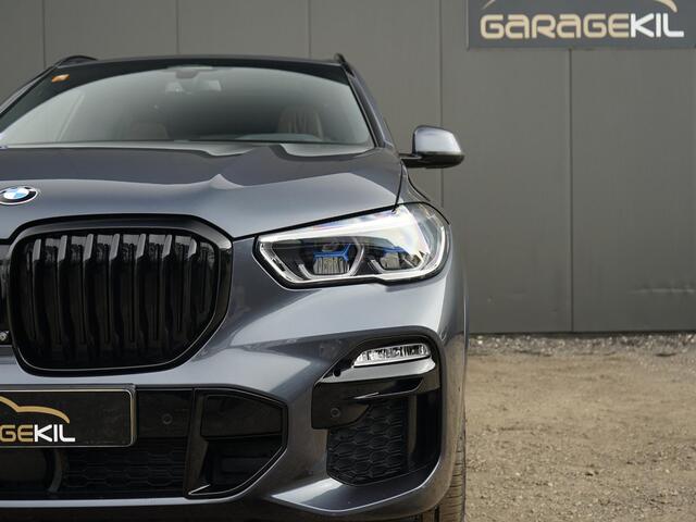 BMW X5 xDrive40i High Executive M-Sport /Achteras best. / Orig.NL / Pano dak / Merino/Crafted clarity /22'' LM velgen /Laser / Warmte comfort / Head-Up / Leder dash / Sky Lounge /