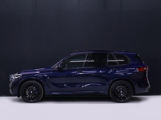BMW X5 xDrive45e High Executive M Sport [TREKHAAK, LUCHTVERING, SCHUIFKANTELDAK, MEMORY SEATS, ADAPTIVE CRUISE CONTROL, APPLE CARPLAY, ANDROID AUTO, HARMAN/KARDON, 360 CAMERA, PDC V+A, NIEUWSTAAT]