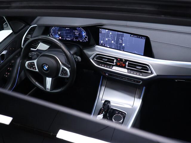 BMW X5 xDrive45e High Executive M Sport [TREKHAAK, LUCHTVERING, SCHUIFKANTELDAK, MEMORY SEATS, ADAPTIVE CRUISE CONTROL, APPLE CARPLAY, ANDROID AUTO, HARMAN/KARDON, 360 CAMERA, PDC V+A, NIEUWSTAAT]