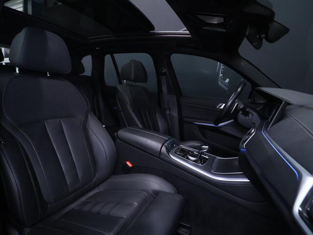 BMW X5 xDrive45e High Executive M Sport [TREKHAAK, LUCHTVERING, SCHUIFKANTELDAK, MEMORY SEATS, ADAPTIVE CRUISE CONTROL, APPLE CARPLAY, ANDROID AUTO, HARMAN/KARDON, 360 CAMERA, PDC V+A, NIEUWSTAAT]