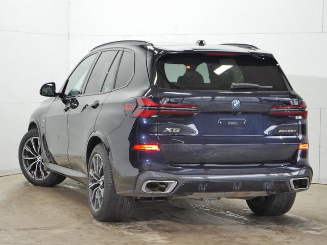 BMW X5 xDrive50e M-Sport | Panorama | Trekhaak | Autobahnassistent | Comfortzetels Harman Kardon | Soft Close