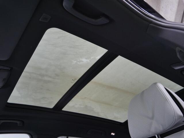 BMW X5 xDrive50e M-Sport | Panorama | Trekhaak | Autobahnassistent | Comfortzetels Harman Kardon | Soft Close