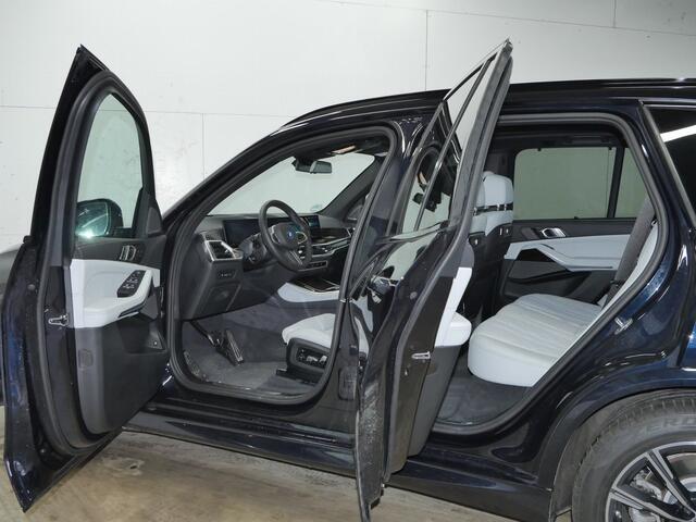 BMW X5 xDrive50e M-Sport | Panorama | Trekhaak | Autobahnassistent | Comfortzetels Harman Kardon | Soft Close