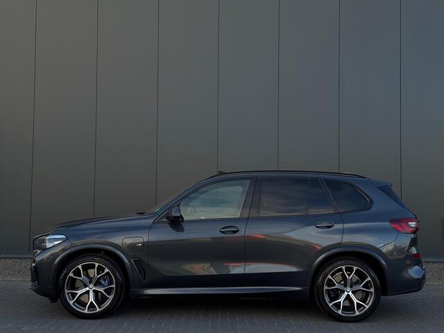 BMW X5 xDrive45e M PACK PANO NAVI CAMERA LED LEDER SPORTVELGEN