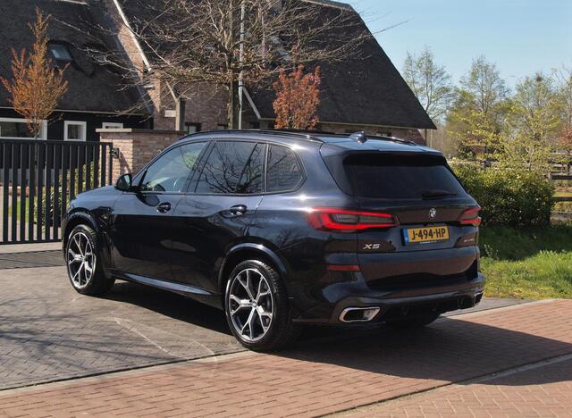 BMW X5 xDrive45e High Executive | M-Pakket | Panoramadak | 360 Camera | Sfeerverlichting | Apple Carplay |