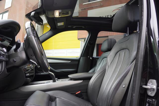 BMW X5 xDrive30d High Executive 7-pers / M-sport / Pano / Trekhaak / Acc / Leer Dash / Dealer ond /