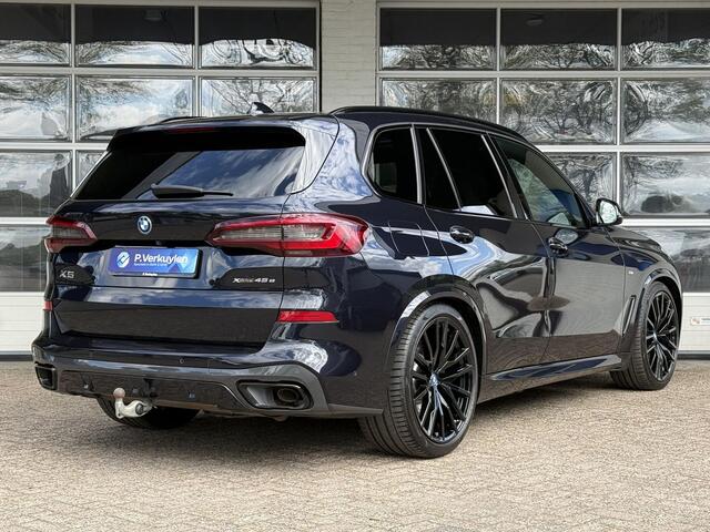 BMW X5 xDrive45e M SPORT | 22 INCH | TREKHAAK | CAMERA | HEAD UP | SOFT CLOSE | APPLE CARPLAY |