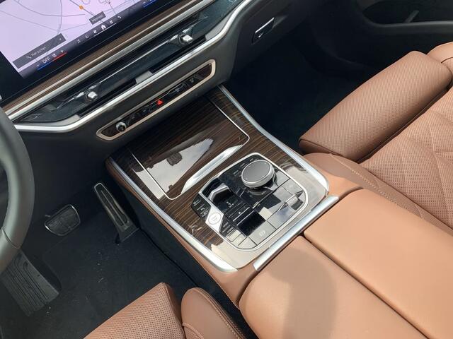 BMW X5 xDrive50e M-Sport 489 PK Panoramadak Trekhaak 360 Camera Soft Close Harman Kardon