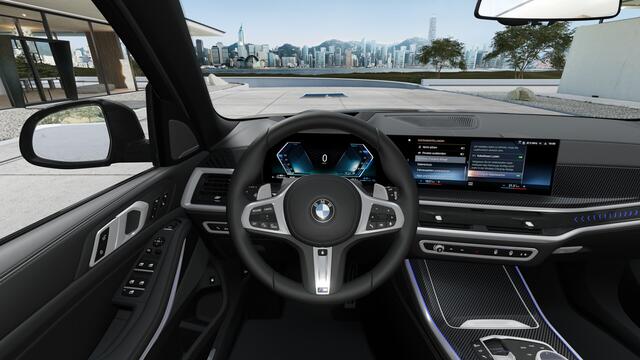BMW X5 xDrive50e M Sport Automaat / Panoramadak Sky Lounge / Trekhaak / Massagefunctie / Soft-Close / Parking Assistant Professional / Active Steering