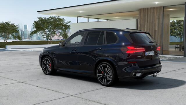BMW X5 xDrive50e M Sport Automaat / Panoramadak Sky Lounge / Trekhaak / Parking Assistant Professional / Soft-Close / Massagefunctie / Active Steering