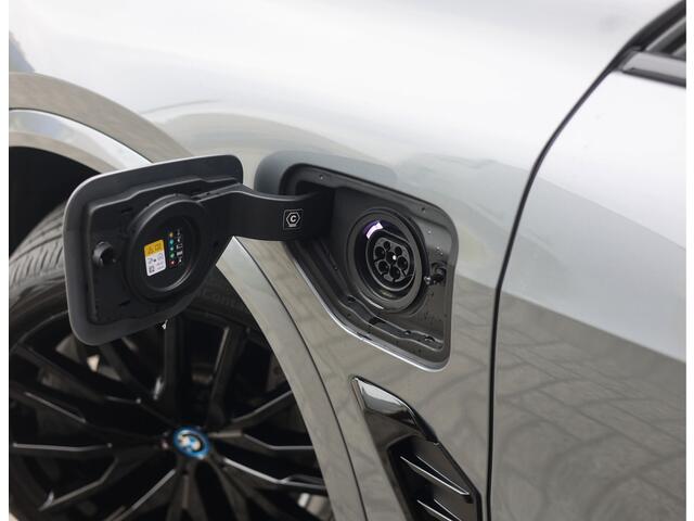 BMW X5 50e xDrive | Pano - Trekhaak - Bowers & Wilkins