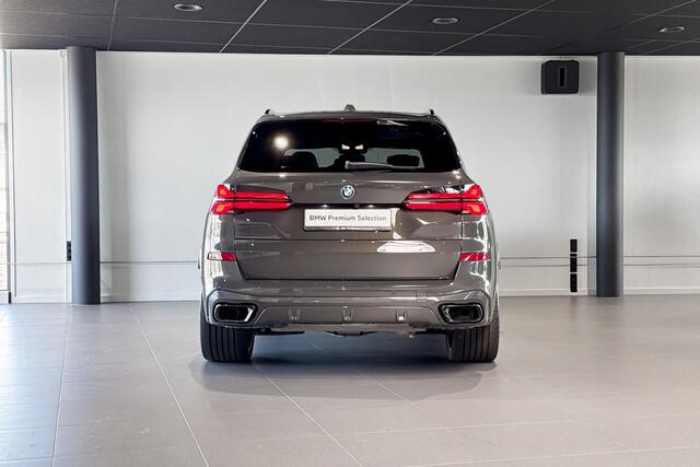 BMW X5 xDrive50e Launch Edition | M Sport Pro | Glazen Panoramadak | Harman Kardon | Stoelventilatie | Soft-close | Trekhaak |