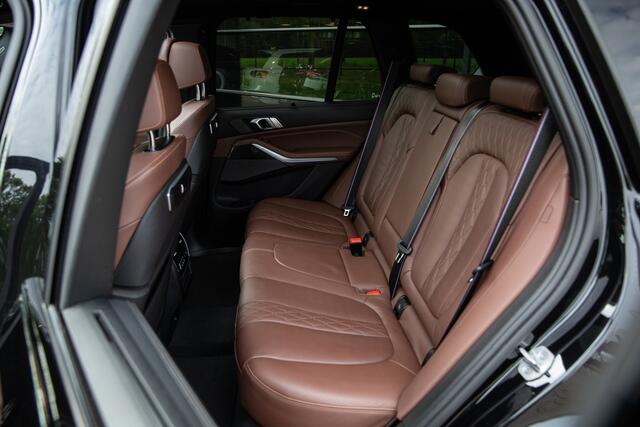 BMW X5 xDrive50e Launch Edition M-Sport Pro , Adap Cruise, Trekhaak, Carbon, Massage, Softclose,