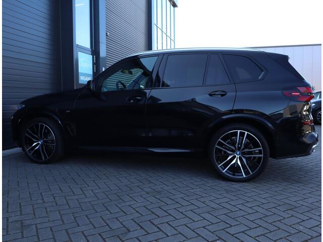 BMW X5 xDrive50e M-Sport | Panoramadak | Comfortstoelen | H+K | Lazer | ACC | Stuurverwarming | 360