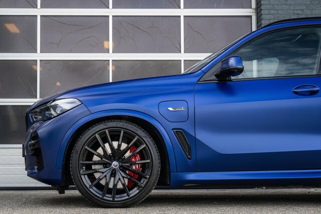 BMW X5 xDrive45e High Executive M Sport, M Stoelen, Suround View, 22LM, Sky lounge, Trekhaak, Head-Up, ACC, Harman Kardon,