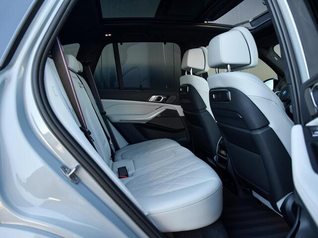 BMW X5 xDrive50e Adaptive Cruise Control | M-Sport Pro | Sky-Lounge Pano | Massage | Trekhaak | Harman Kardon |