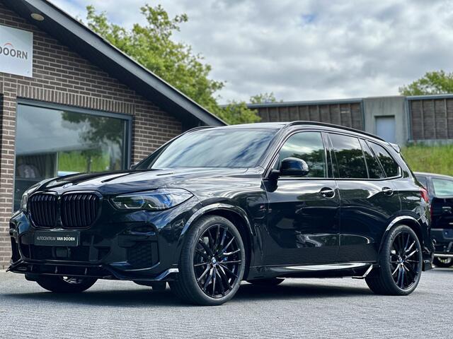 BMW X5 xDrive45e | M-Sport | Dark Label | Panodak | Luchtvering | Laser | Stoelventilatie | Headup | 360 Camera | Trekhaak | Vol opties | Incl BTW