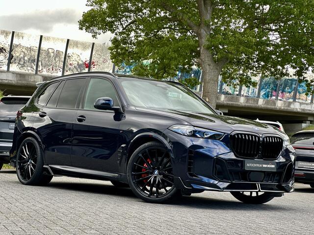 BMW X5 xDrive50e | M-pakket | Spoilerpakket | Panodak | Luchtvering | Trekh | 24 mnd Premium Garantie | Head-Up | Harman Kardon | 360 Camera | Incl. BTW