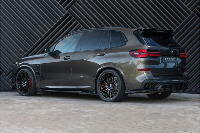 BMW X5 xDrive50e LCI M-sport Pro ACC Pano M Seats Alcantara Achterasbest. Hemel Massage Stoelvent. Luchtvering Softcl, Head Up 360 Kristal HarmanK Trekhaak