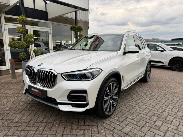 BMW X5 xDrive40i High Executive Pano, Head-up, 360 cam, Memory,Trekhaak,22"icnh, Leder, 28dkm, Zeer compleet!