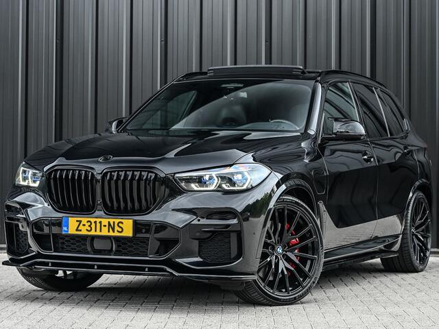 BMW X5 xDrive45e High executive M Sport | M-Seats | Luchtvering | Soft close | Comfort access | Trekhaak | Sky lounge | Laser Light | Parking assistant plus | Head-Up | Night vision | Driving assistant prof. |