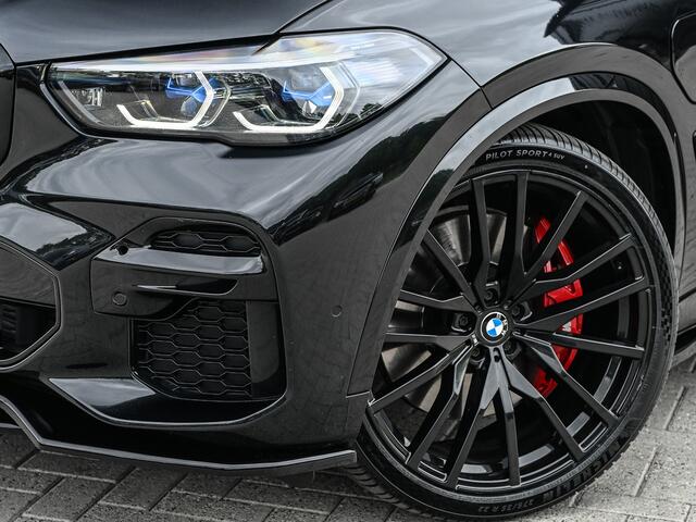 BMW X5 xDrive45e High executive M Sport | M-Seats | Luchtvering | Soft close | Comfort access | Trekhaak | Sky lounge | Laser Light | Parking assistant plus | Head-Up | Night vision | Driving assistant prof. |