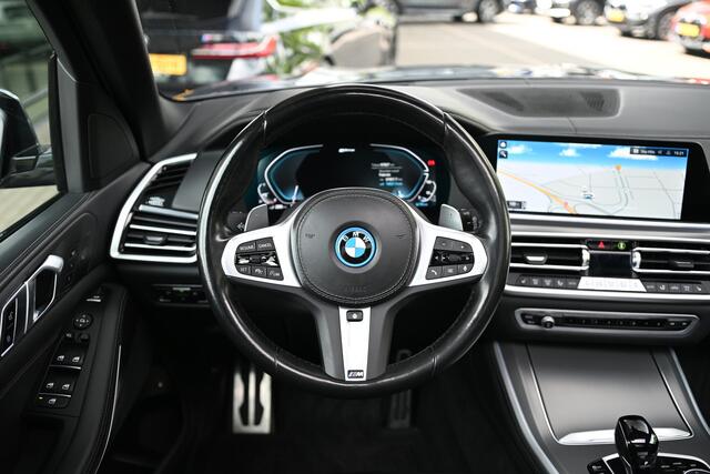 BMW X5 xDrive45e M Sport Automaat / Trekhaak / Panoramadak / Comfortstoelen / Laserlight / Head-Up / Stoelverwarming / Parking Assistant Plus
