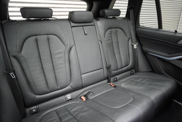 BMW X5 xDrive45e M Sportpakket | Glazen panoramadak | Driving Assistant Professional | BMW Laserlight | HIFI System Harman Kardon | BMW Head-Up Display