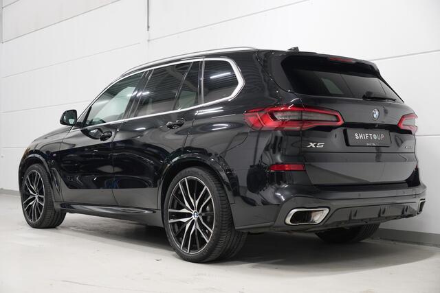 BMW X5 xDrive40i M-Sport | Panoramadak | Meesturende Achteras | Comfort Access