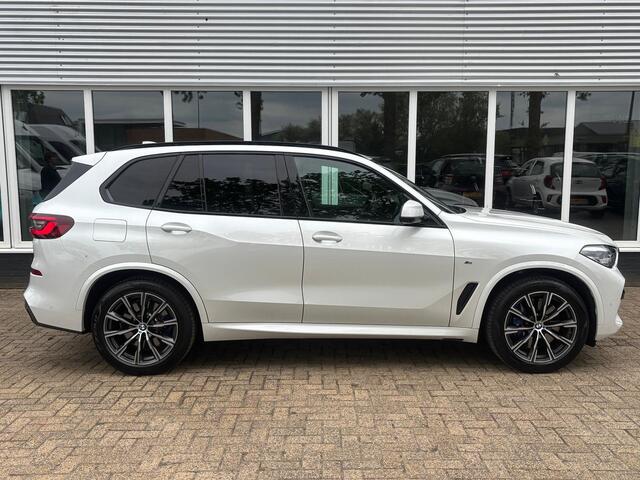 BMW X5 xDrive45e High Executive | 360 Camera | Memory Stoelen | Sfeerverlichting | HUD