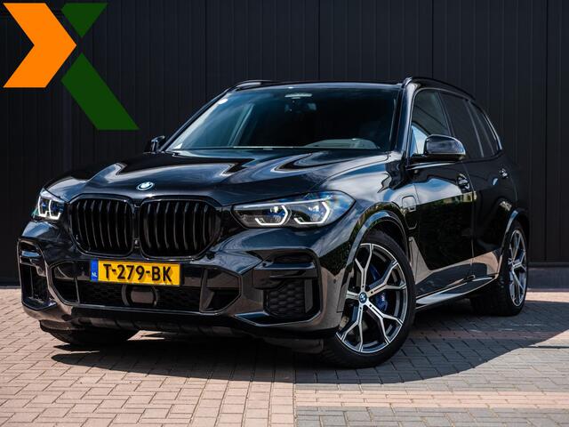 BMW X5 xDrive45e High Executive M-pakket | Individual Volleder | Softclose | Panoramadak | Elek trekhaak | HUD | Shadowline | Adap Cruise | Luchtvering | 21" | M-sportremmen | CarPlay | Etc.. 11/2022