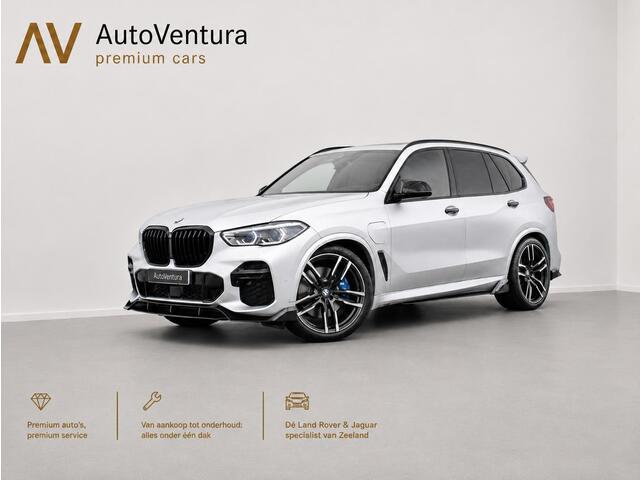 BMW X5 xDrive45e High Executive | M-sport | Hifi Sound | Schuif-/kantel Pano | Spoiler pakket! | Soft doorclose | Head-Up | Adapt. Cruise | Matt frozen gray wrap