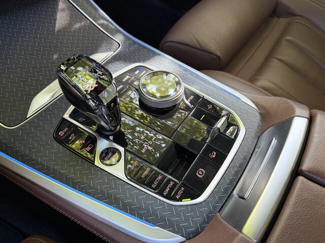BMW X5 xDrive45e High Executive M-Pakket/Pano/Trekhaak/HUD/Carplay/Luchtvering