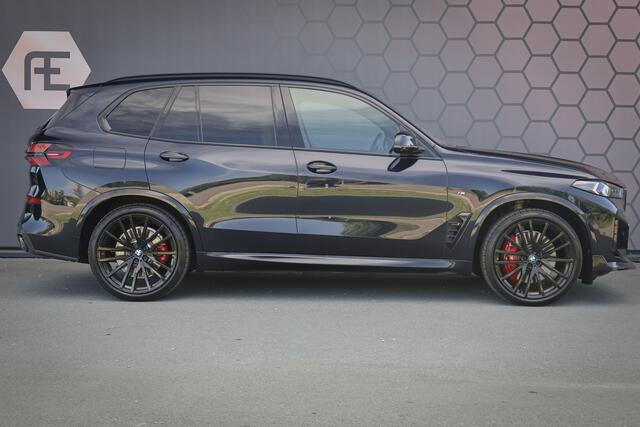 BMW X5 xDrive50e Launch Edition SKYLOUNGE | MASSAGE | STOELVERKOELING & VERWARMING | BOWERS & WILKINS | SFEERVERLICHTING | 360 CAMERA | CARPLAY | CARBON INTERIEUR | STUURVERWARMING |