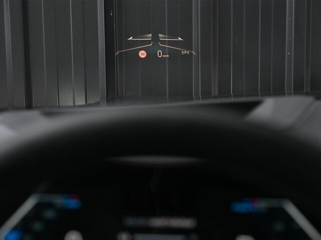 BMW X5 xDrive50e Launch Edition | M-Sport | Panoramadak Sky Lounge | Active Cruise | 360 Camera | Memory Seats | Harman/Kardon | Stoelverwarming V+A | Luchtvering | Ambiance Verlichting | Comfort Access |